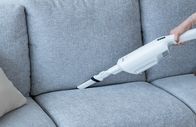 ソファーの隙間などのお掃除に