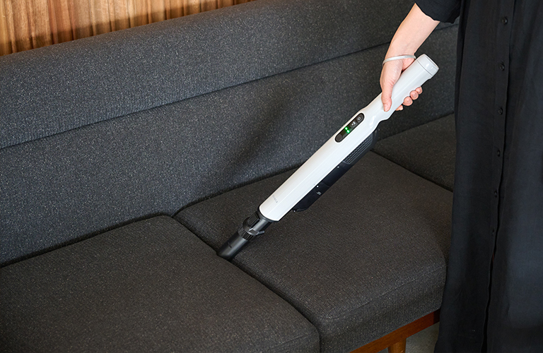 ソファーの隙間などのお掃除に