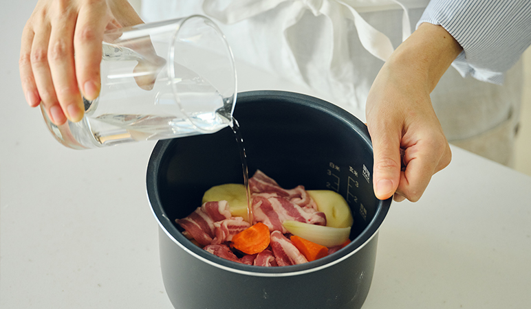 食材を入れる
