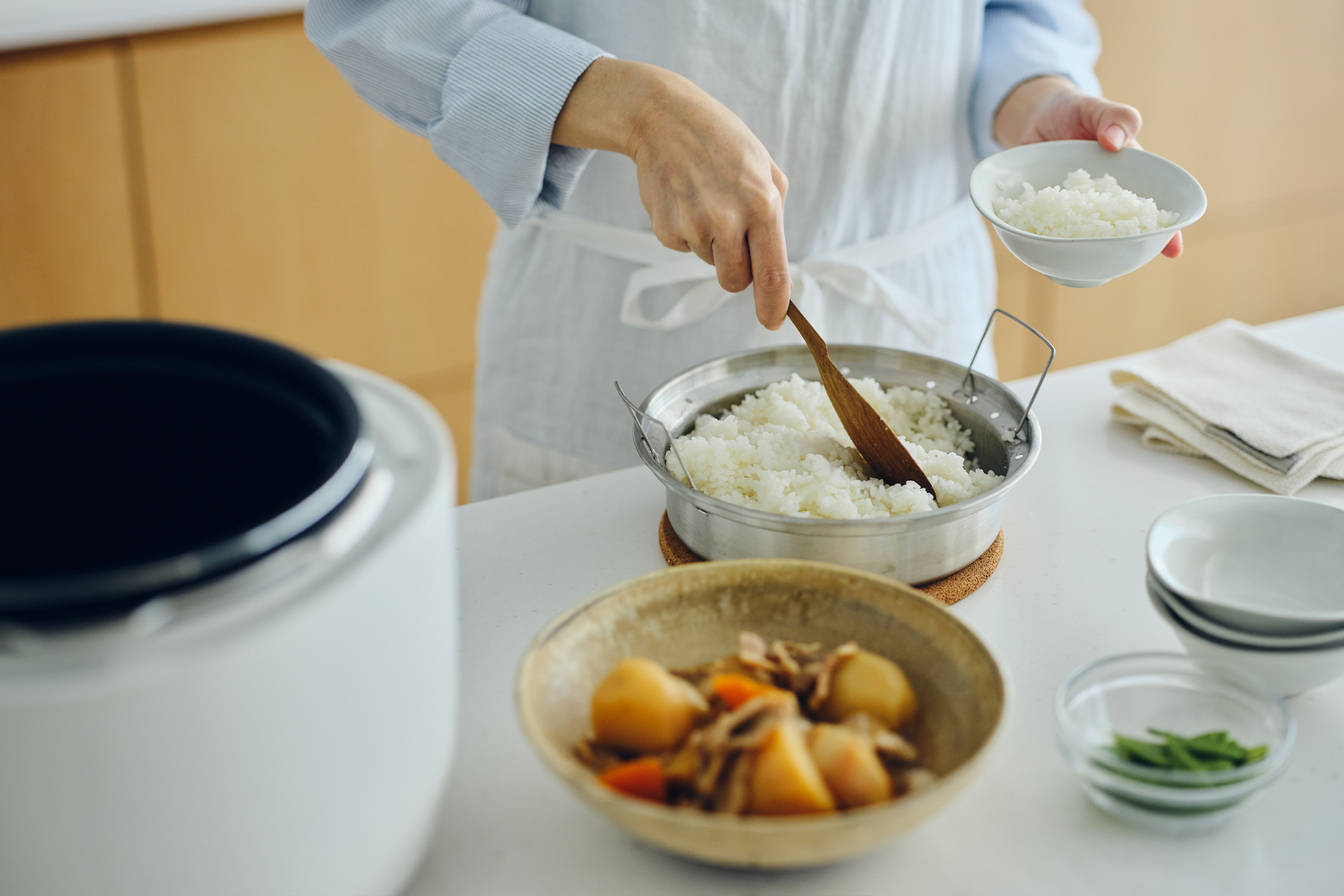 ほったらかしなのに、本格メニューが2品完成。「同時圧力調理」で、夕食づくりと自分時間を両立