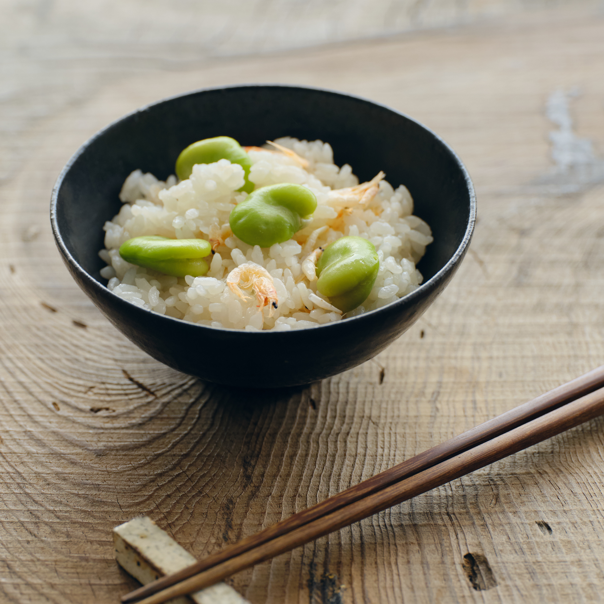 そら豆と桜えびの炊き込みご飯